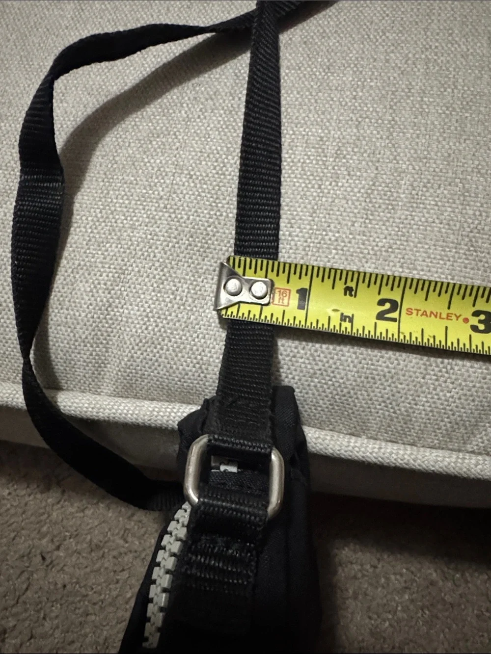 GUC Baggallini Mini Crossbody Bag-Black-Adj Strap-3 Compartment-Zip Top